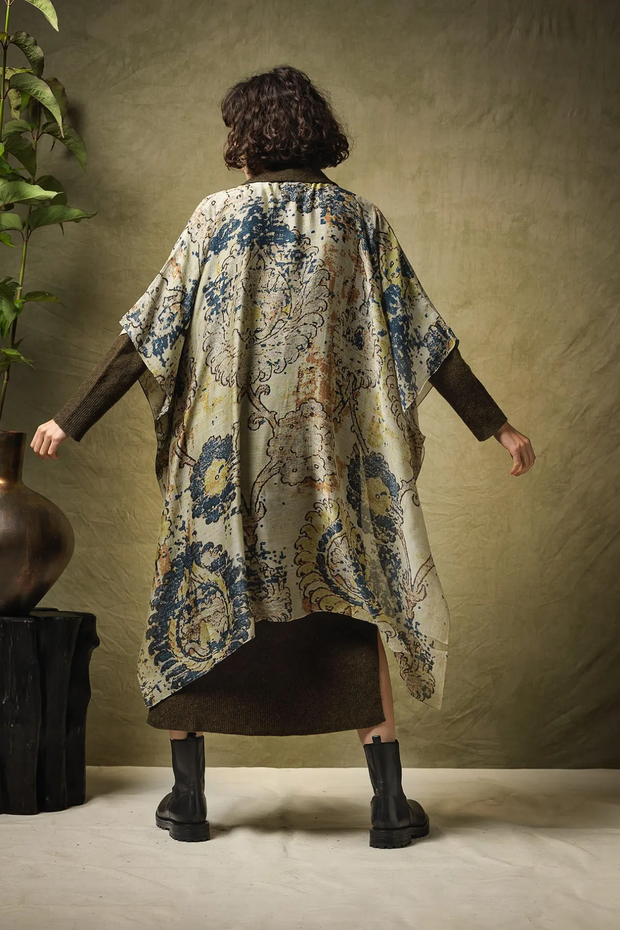 Women One Hundred Stars Dhurrie Throwover