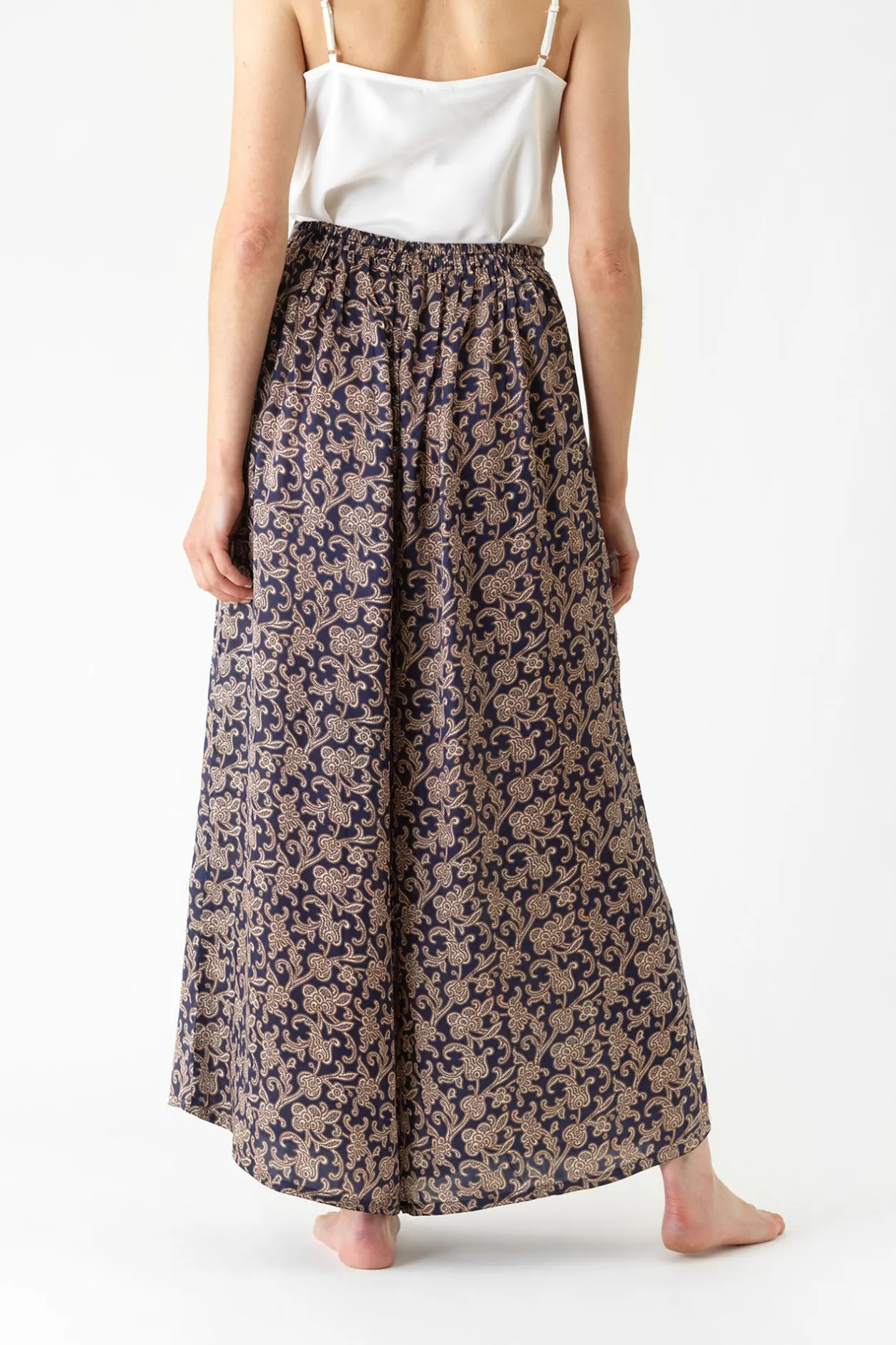 Women One Hundred Stars Floral Paisley Blue Palazzo Pant