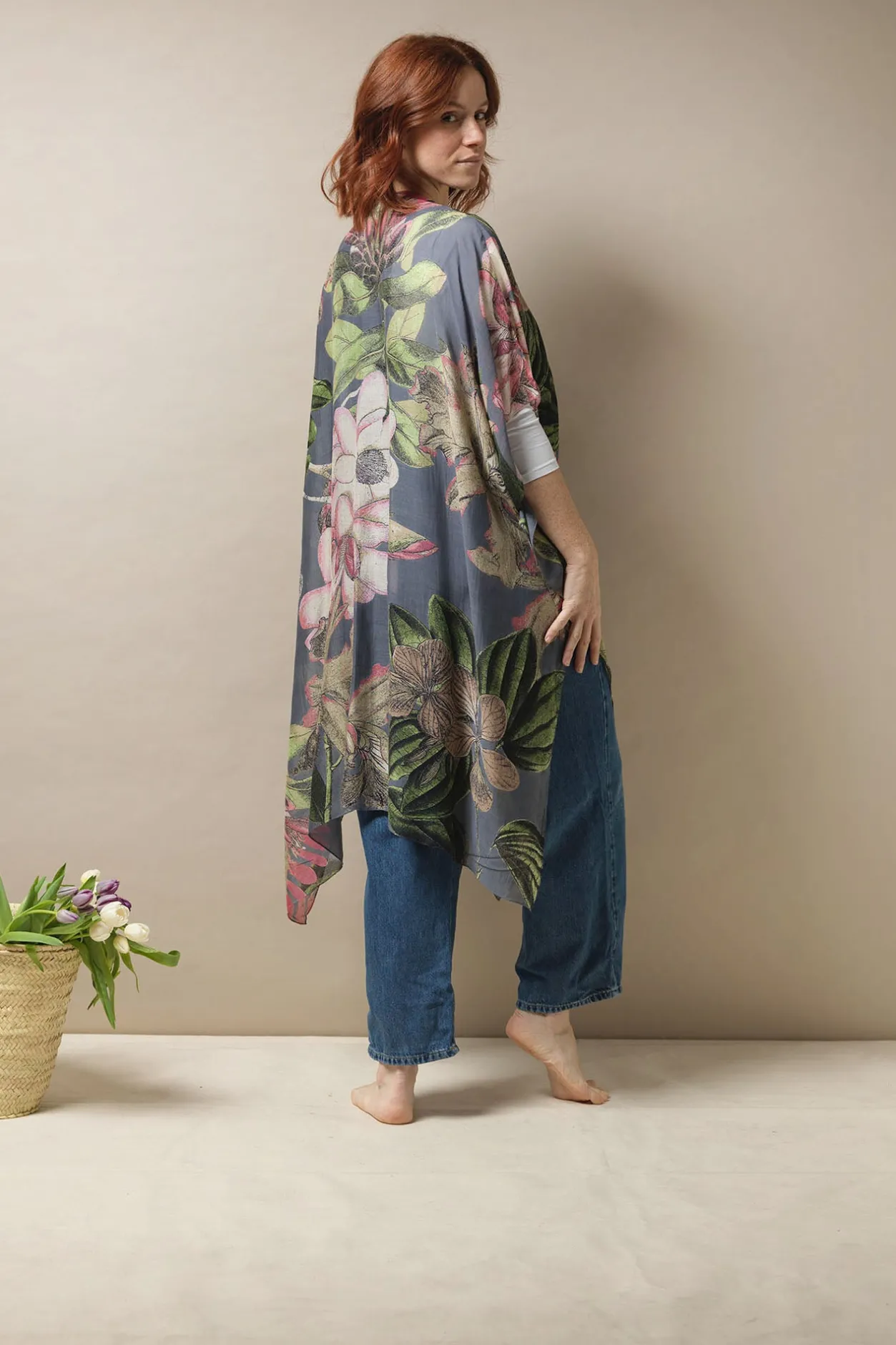 Women One Hundred Stars Kew Protea Grey Throwover