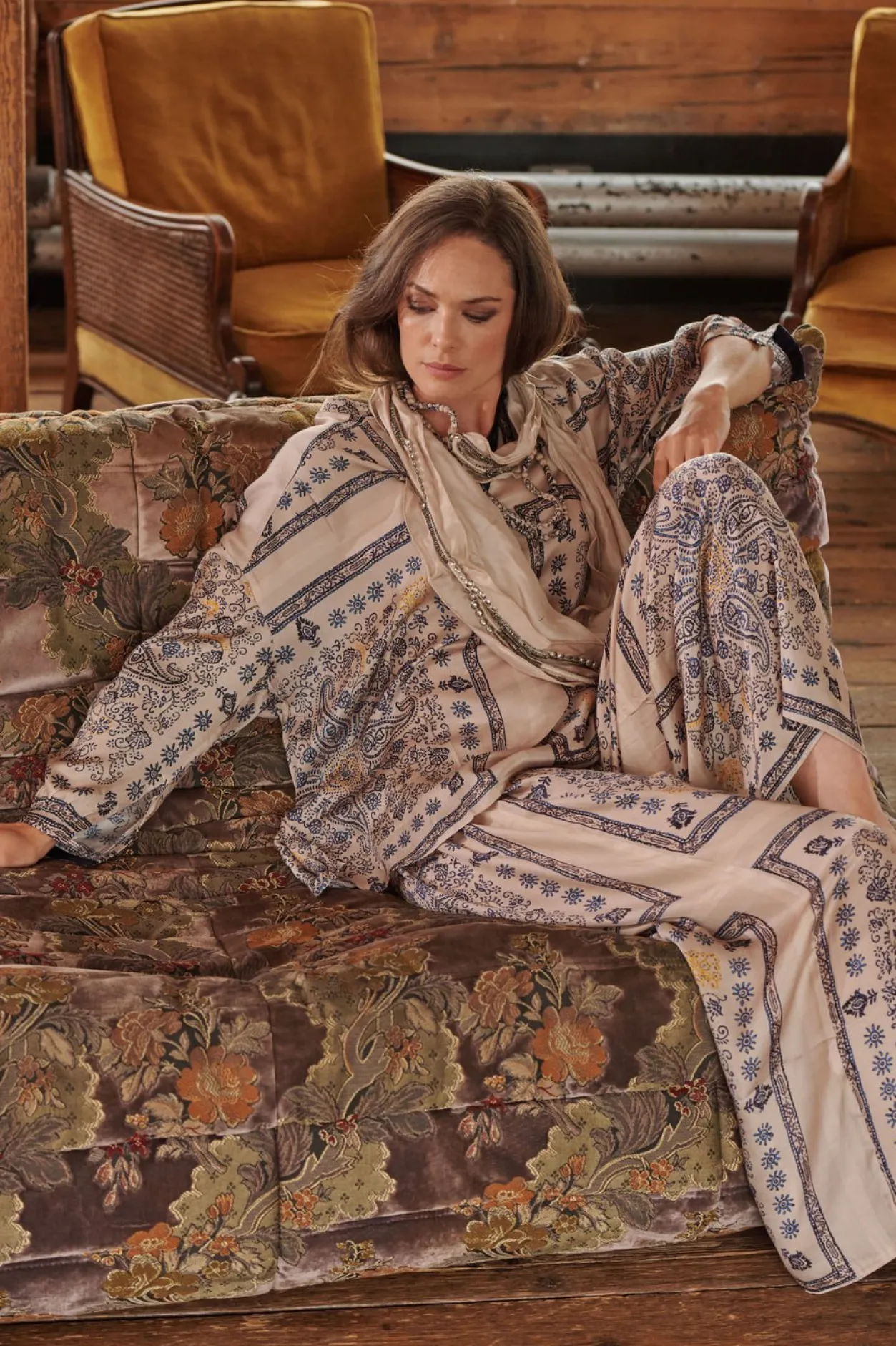 Women One Hundred Stars Mehndi Blue Palazzo Pant