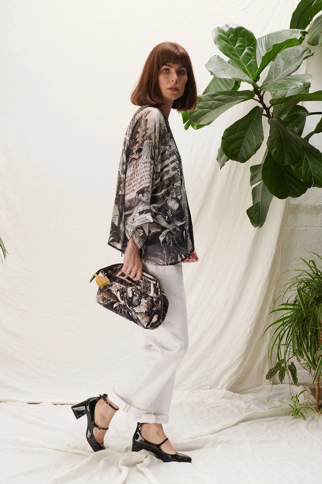 Women One Hundred Stars Sunburst Grey Kimono