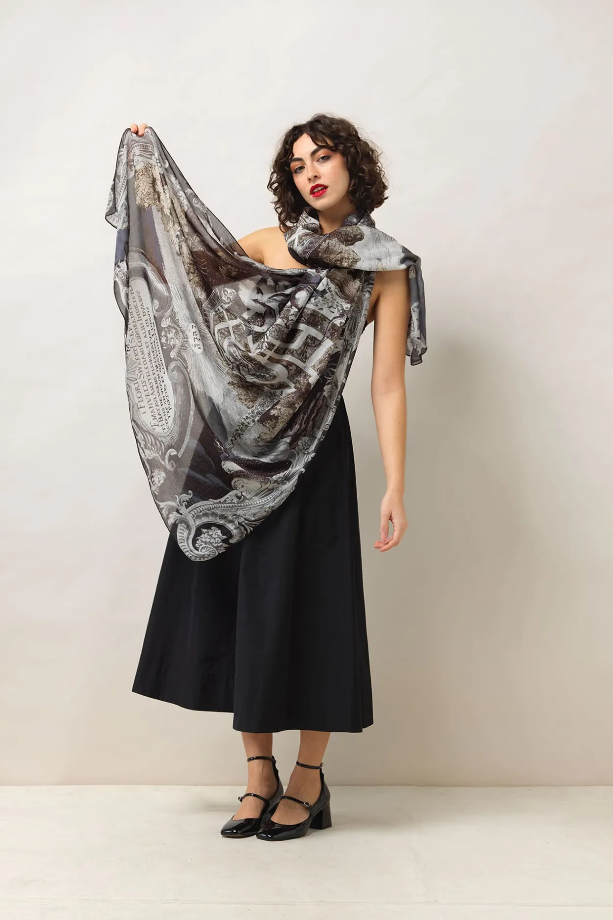 One Hundred Stars Sunburst Grey Scarf