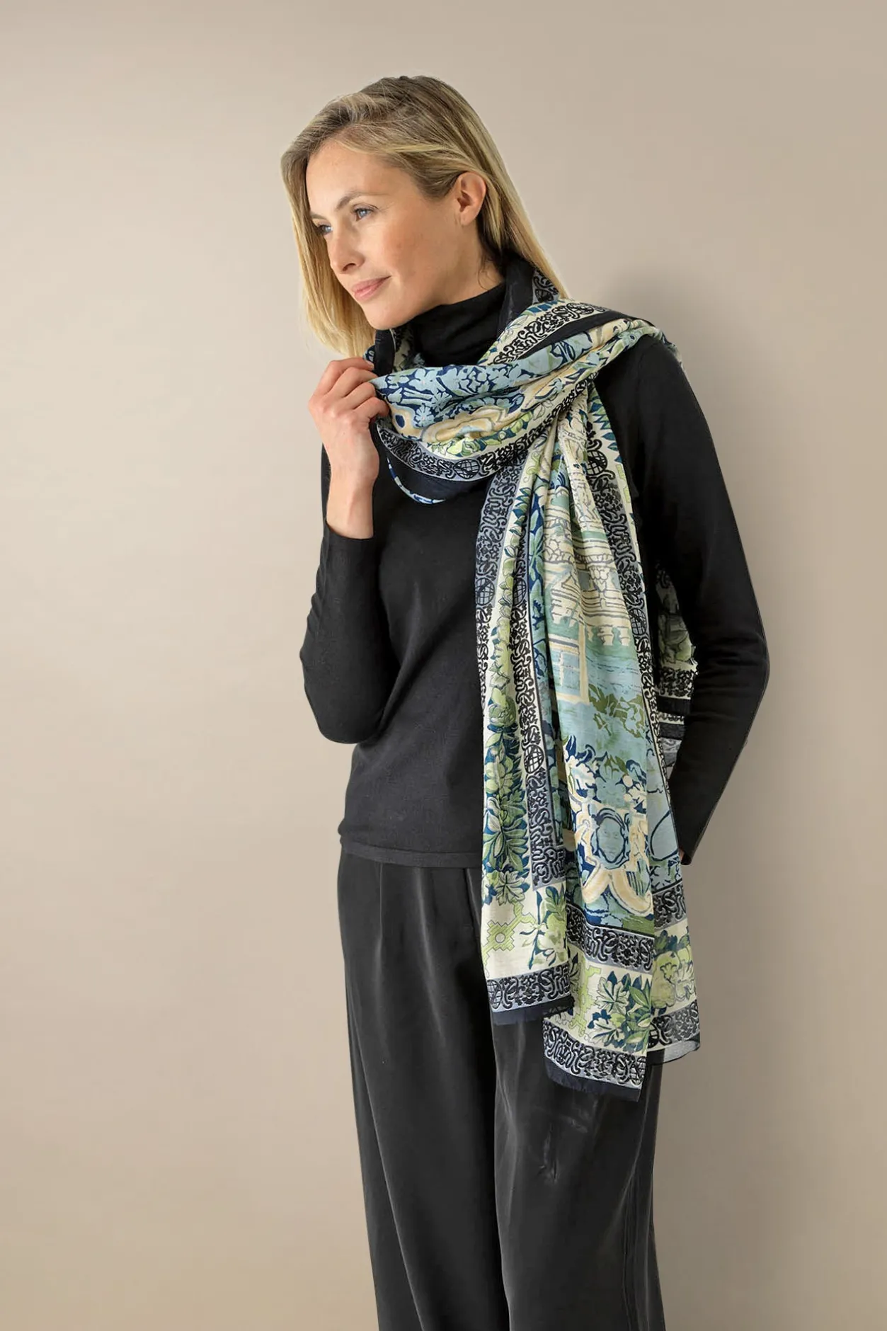 One Hundred Stars Tapestry Sea Scarf